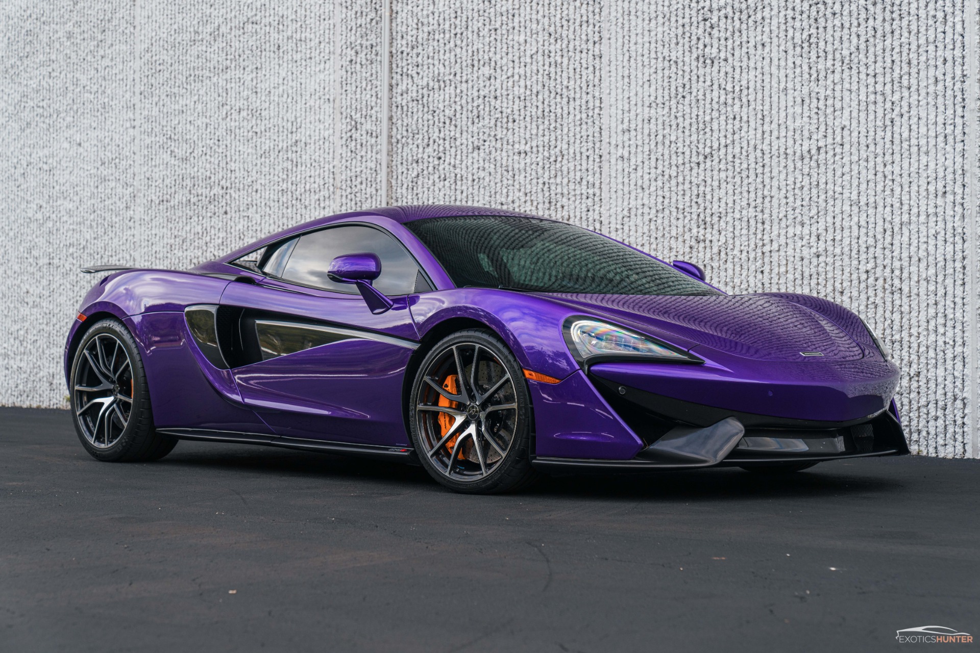 Used 2016 McLaren 570S MSO Mauvine Blue, $222K MSRP, Front Lift +